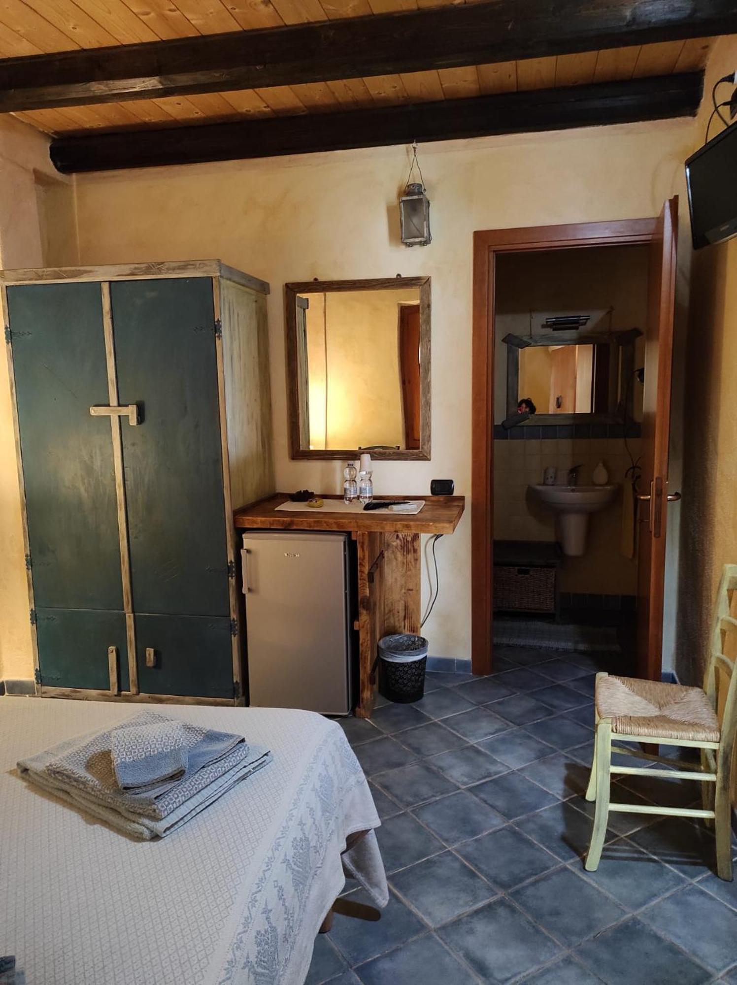 Bbsupottai Bed & Breakfast Cabras Exterior photo